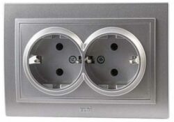 Розетка двойная скрытая с заземлением EL-BI Zena серебро (500-011020-907) купить в сети строительных магазинов Мастак