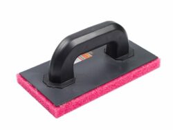Терка пластмассовая с твердой губкой STARTUL Master 120 x 240 x 18 мм (ST1064-02) купить в сети строительных магазинов Мастак