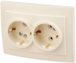 Розетка двойная скрытая с заземлением ЮПИТЕР Стандарт бежевая (JP7425-03) купить в сети строительных магазинов Мастак