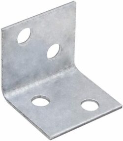 Уголок крепежный 30х30х15 мм AKS FSC-04 белый цинк 4 штуки (73480) купить в сети строительных магазинов Мастак