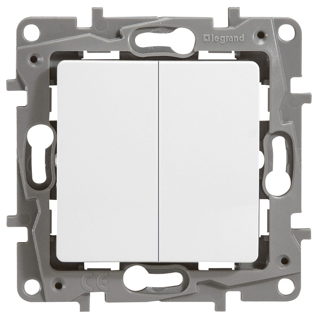 Выключатель двухклавишный проходной скрытый LEGRAND Etika белый (672212) купить в Мастак Выключатель двухклавишный проходной скрытый LEGRAND Etika белый (672212) купить в сети строительных магазинов Мастак