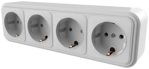 Розетка четверная наружная с заземлением ЮПИТЕР Стандарт белая (JP7410-12) купить в Мастак Розетка четверная наружная с заземлением ЮПИТЕР Стандарт белая (JP7410-12) купить в сети строительных магазинов Мастак