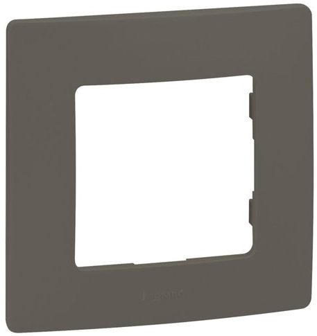 Рамка LEGRAND Etika светлая галька (672521) купить в Мастак Рамка LEGRAND Etika светлая галька (672521) купить в сети строительных магазинов Мастак