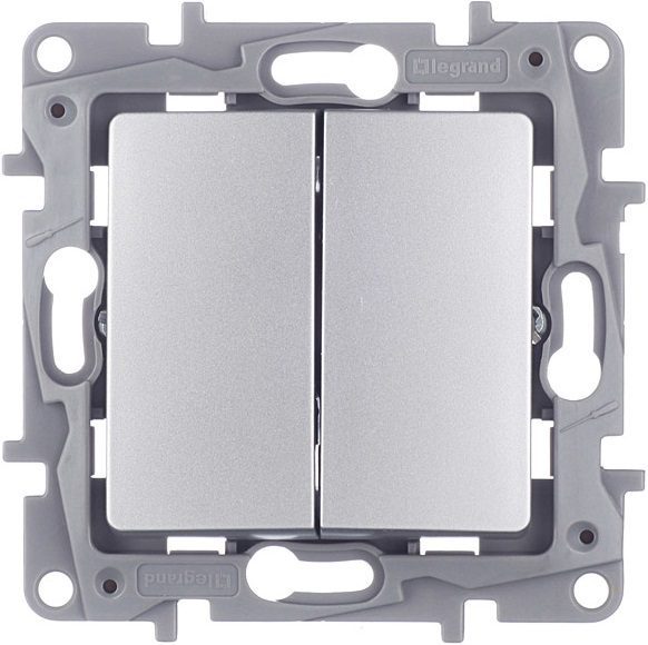 Выключатель двухклавишный проходной скрытый LEGRAND Etika алюминий (672412) купить в Мастак Выключатель двухклавишный проходной скрытый LEGRAND Etika алюминий (672412) купить в сети строительных магазинов Мастак